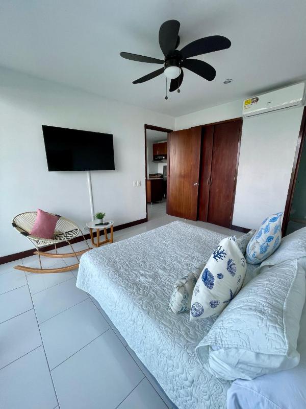 Apartamento en Cartagena cerca al hotel las Américas - image 14