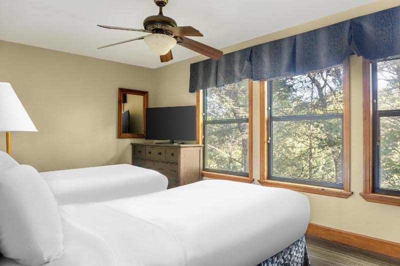 Hilton Vacation Club Laurel Crest Pigeon Forge - image 36