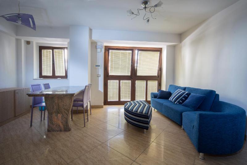 Quadruple Room image 3