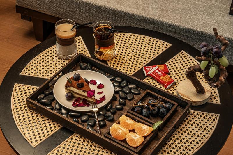 Lijiang Yunmuwan provides breakfast and afternoon tea offers free airport shuttle service The hotel provides a platform for visiting the ancient city and Yulong snow - image 50