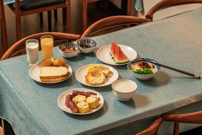 Lijiang Yunmuwan provides breakfast and afternoon tea offers free airport shuttle service The hotel provides a platform for visiting the ancient city and Yulong snow - image 39