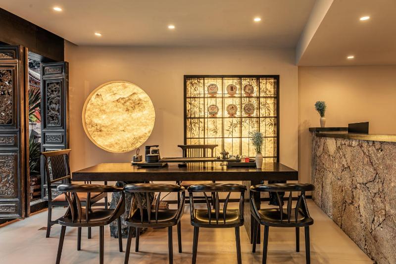 Lijiang Yunmuwan provides breakfast and afternoon tea offers free airport shuttle service The hotel provides a platform for visiting the ancient city and Yulong snow - image 40