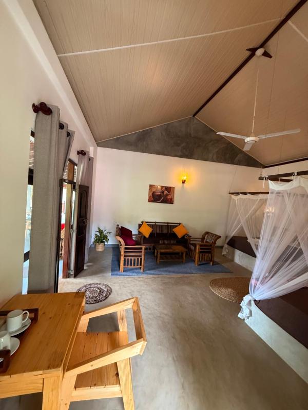 Emma's Sea View - image 43