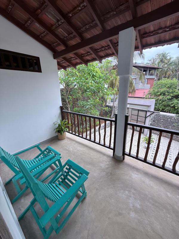 Emma's Sea View - image 17
