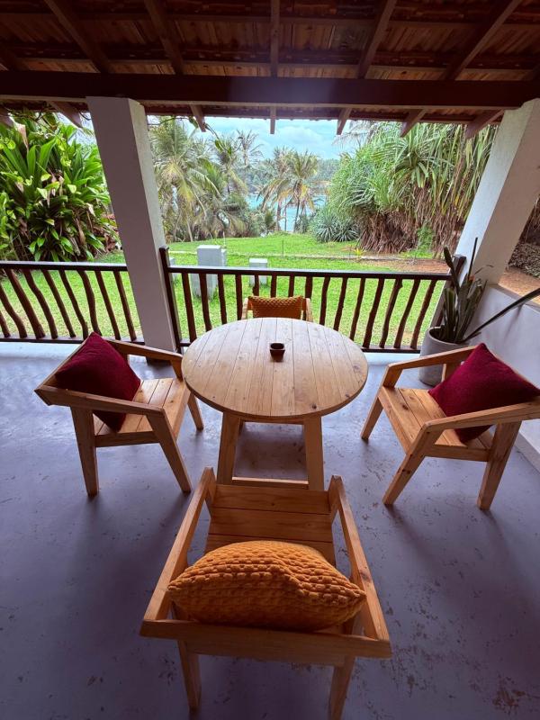 Emma's Sea View - image 49