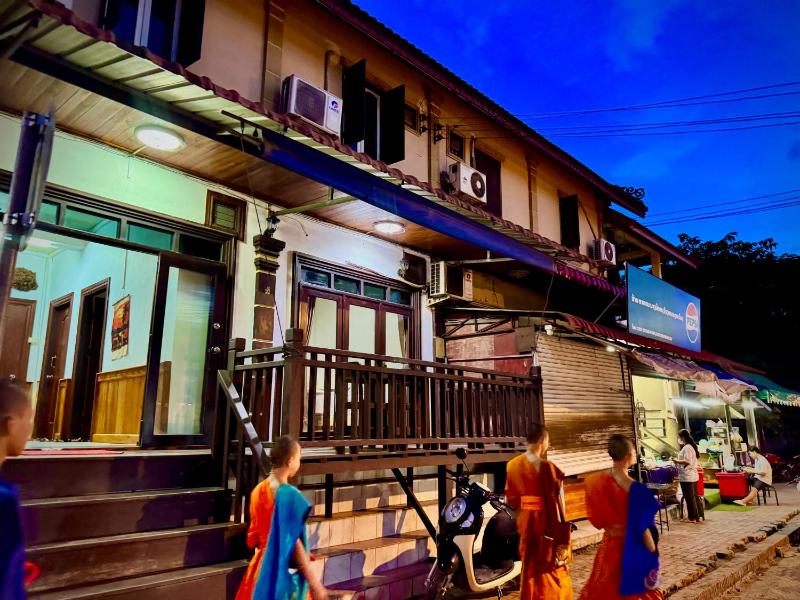 Isano Guesthouse - image 8