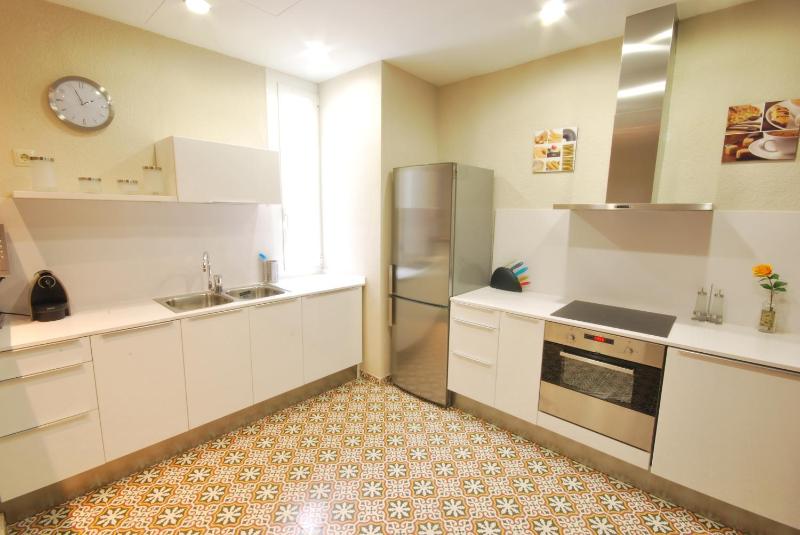 Four-Bedroom Apartment image 3