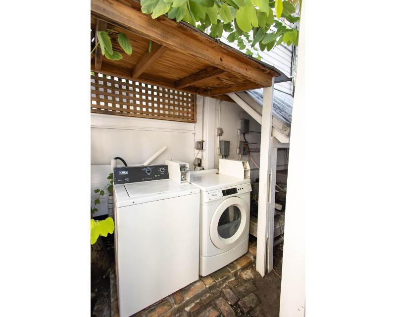 Sailfish Suite on Duval - image 9