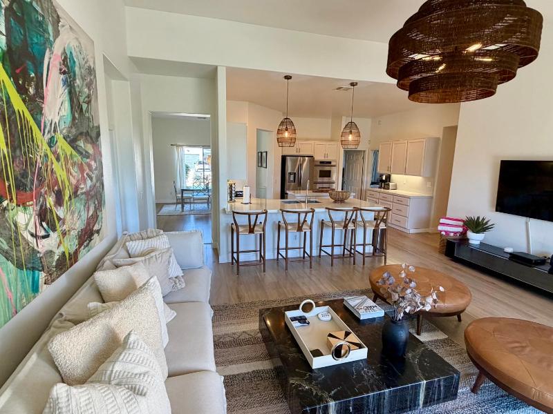 Casa Santa Fe Family Home With Large Pool - image 48