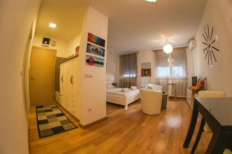 Maja Apartment - image 6