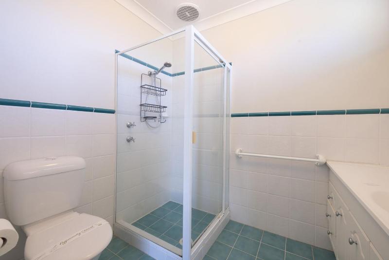 1-94 Rocky Point Rd - Duplex with Aircon Wifi and Short Walk To The Sports Club - image 16