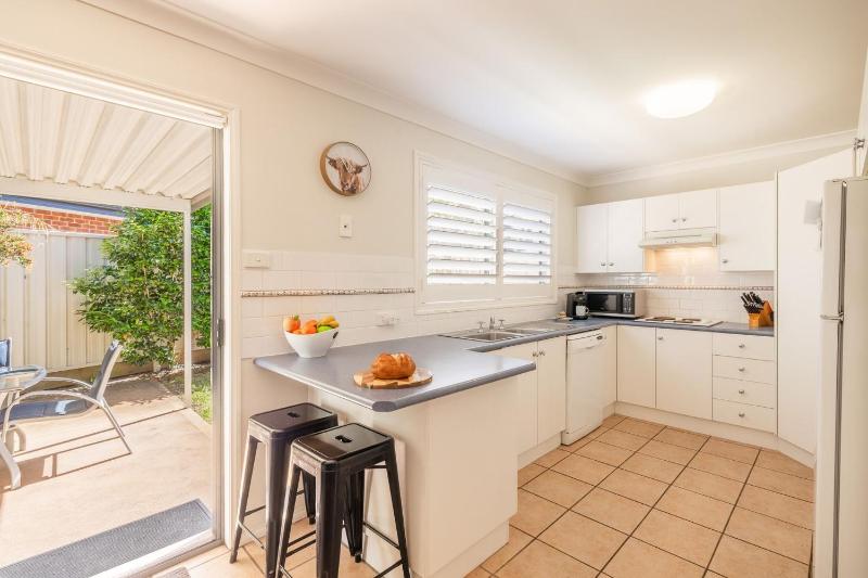1-94 Rocky Point Rd - Duplex with Aircon Wifi and Short Walk To The Sports Club - image 10
