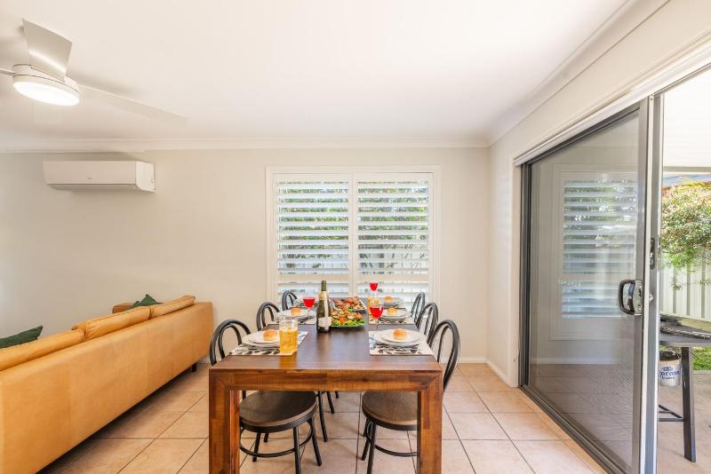 1-94 Rocky Point Rd - Duplex with Aircon Wifi and Short Walk To The Sports Club - image 25