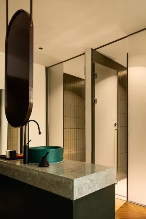 Li'an Designer Hotel Jiefangbei Pedestrian Street Shibati - image 18