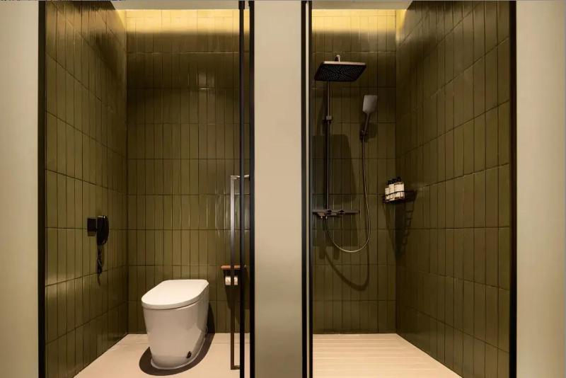 Li'an Designer Hotel Jiefangbei Pedestrian Street Shibati - image 29