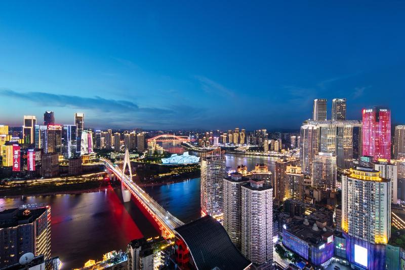Mi Xi Yue Riverside Hotel Jiefangbei Branch We offer airport and station pick-up servicesPlease make a reservation one day in advance - image 1