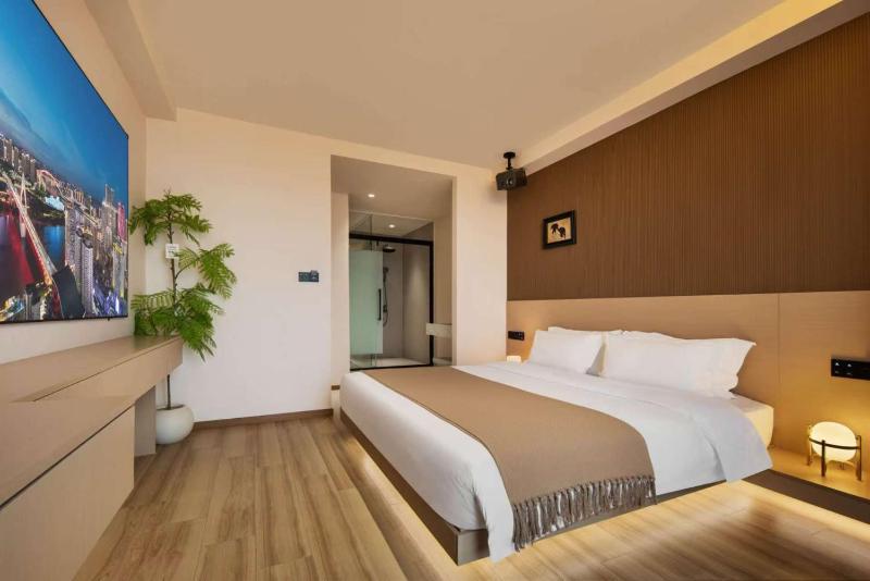 Mi Xi Yue Riverside Hotel Jiefangbei Branch We offer airport and station pick-up servicesPlease make a reservation one day in advance - image 13