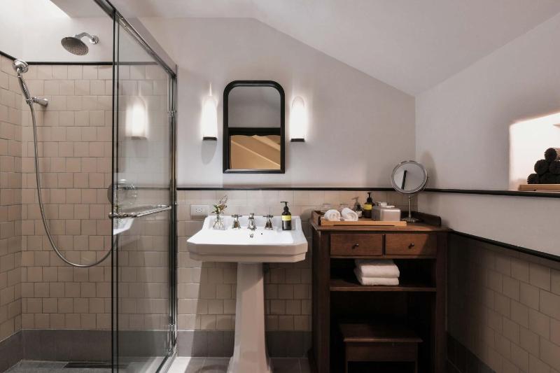 Gulangyu HUMBLE HALL Resort Hotel - Century-Old Historic Building & Banyan Courtyard - Near Sunlight Rock - Free Handmade Afternoon Tea & Breakfast - Pier Luggage Service - Free Island Walking guide & Hidden Route Guide - Paid English Tour Guide Service - image 40
