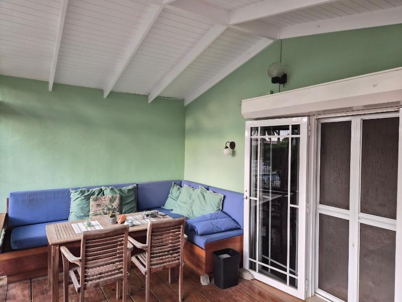 Bungalow B06 Seru Coral - image 19