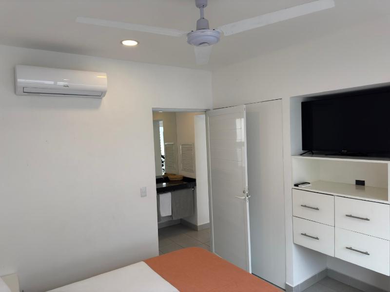 Papaya Condo Acapulco Diamante -Solo Adultos - image 12