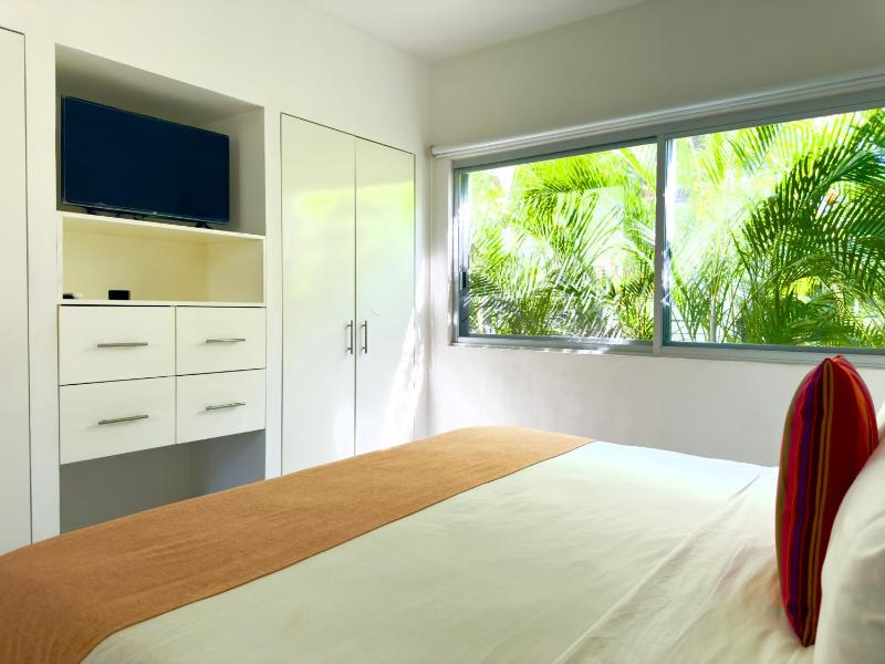 Papaya Condo Acapulco Diamante -Solo Adultos - image 11
