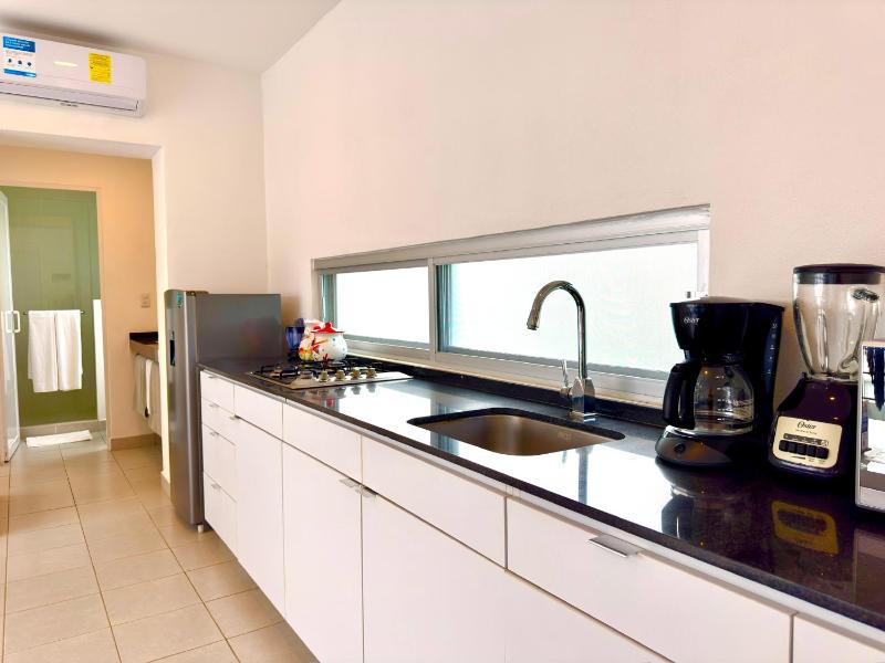 Papaya Condo Acapulco Diamante -Solo Adultos - image 9