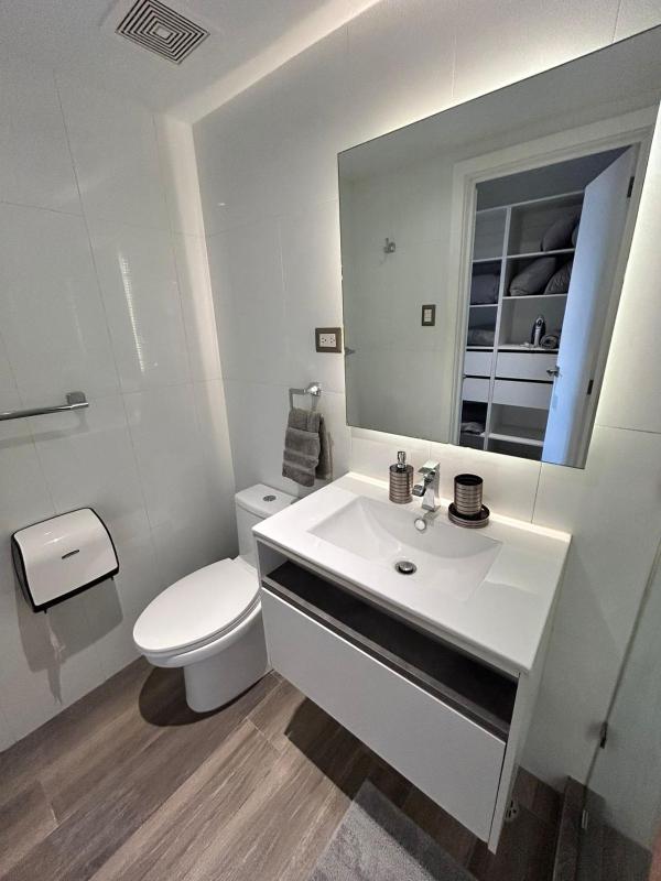 Florencia 2BR Zona 10 Luxury Suite - Pool Gym & View - image 9