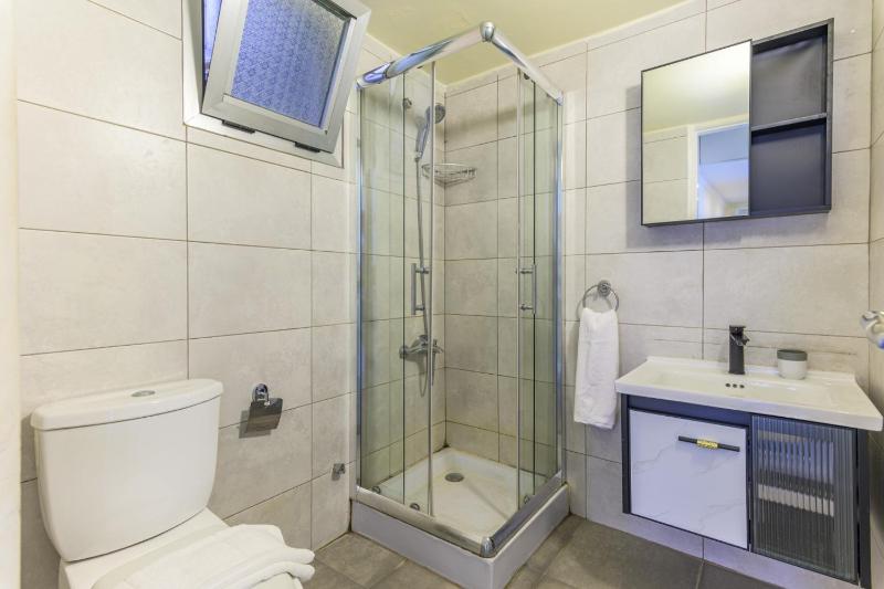 Slate - 2Br Apt W Balcony in Mar Mikhael - image 4