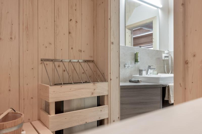 Superior Chalet image 3