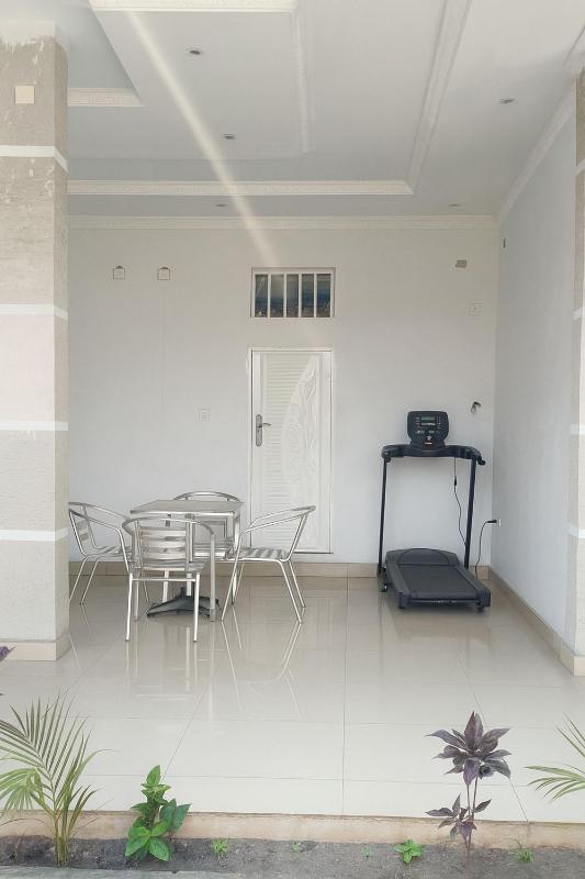Affordable Spacious Apartment in Kinshasa Limete Resit - image 5