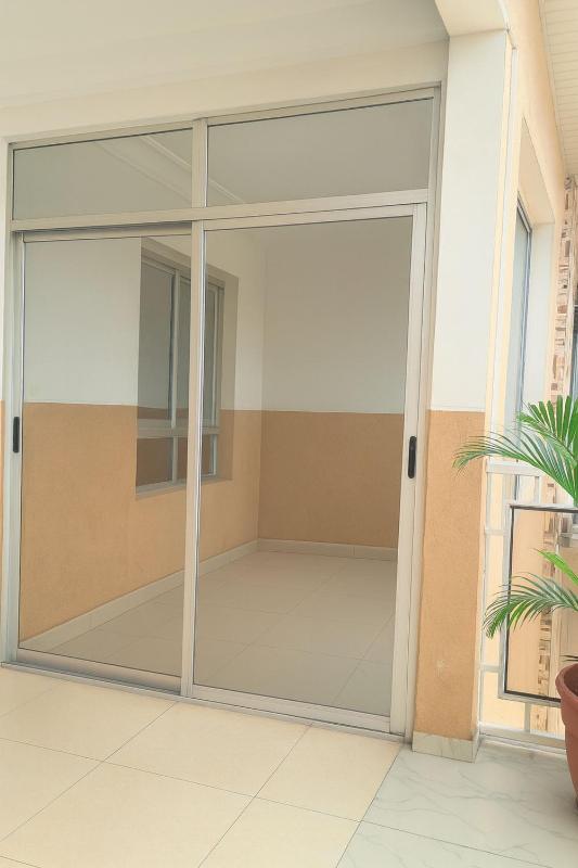 Modern Family Apartment in Kinshasa - image 14