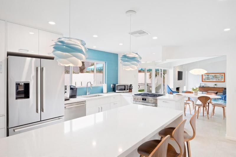 Blue Martini - image 13