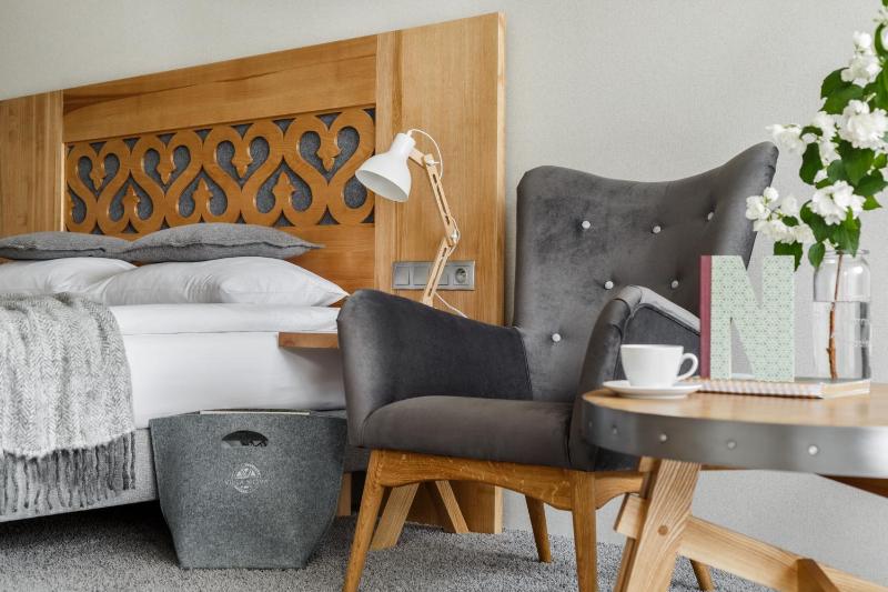 Premium Double Room with Mountain View image 2