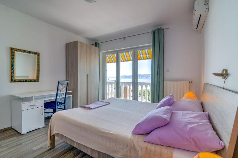 Apartments Dino i Toni - image 3