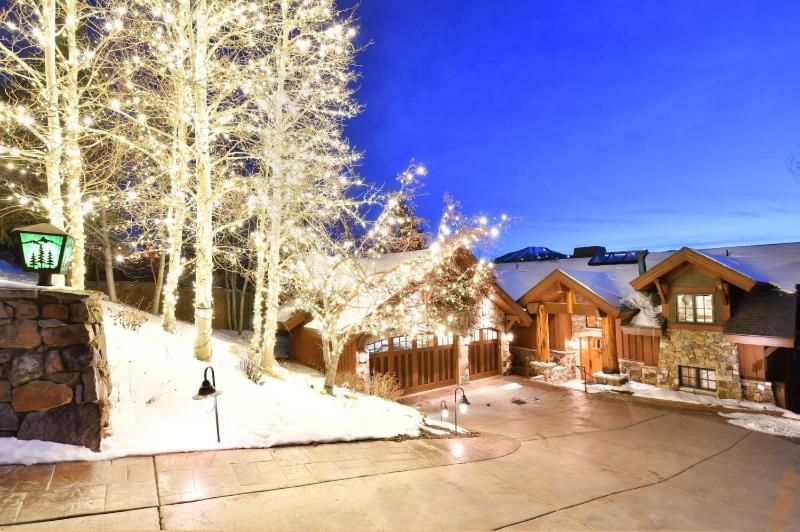 Timber Lodge at the Oaks - image 7