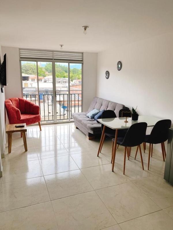 Apartamento comodo y acogedor en el eje cafetero - image 23