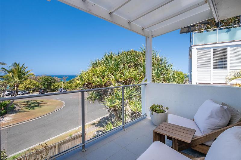 Ocean Vista Apartment Sunrise Beach - image 1