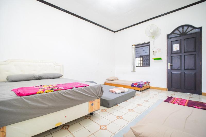 MW 46 Guest House Jogja - image 15