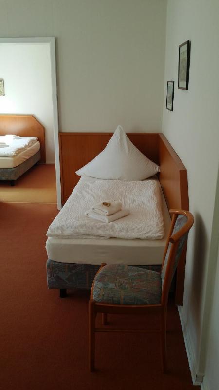 Quadruple Room image 4