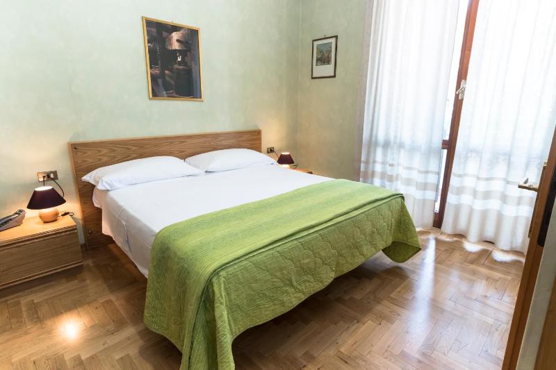 Camere R 75 - image 10