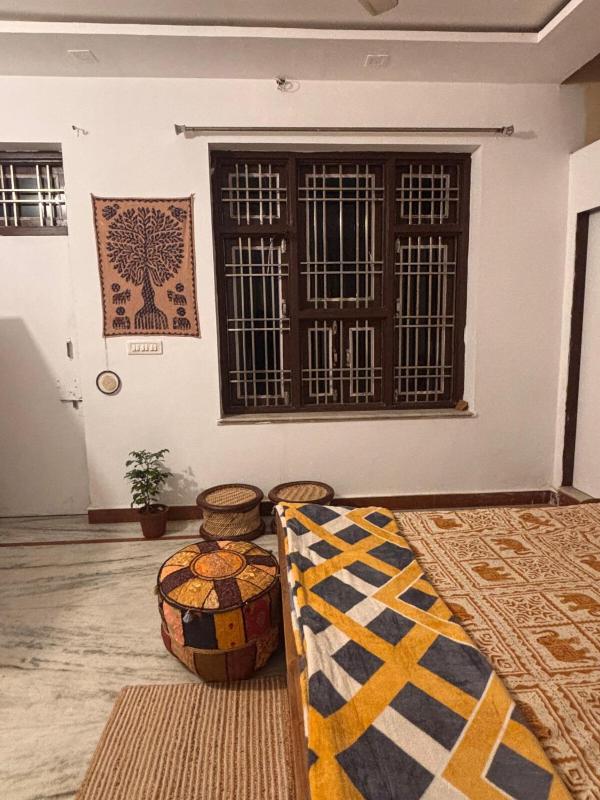 Ekaya- A Peaceful 1 Bedroom Home near Pushkar Lake - image 9
