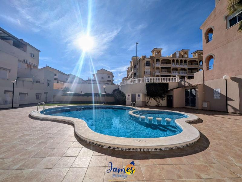 Sunny Getaway with Pool & Rooftop Views VM77 - image 19