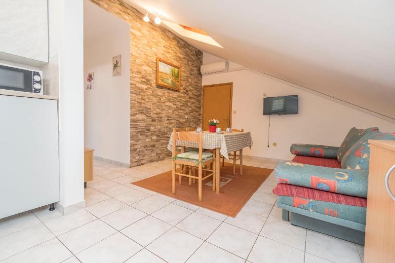 Apartments Nada - image 15
