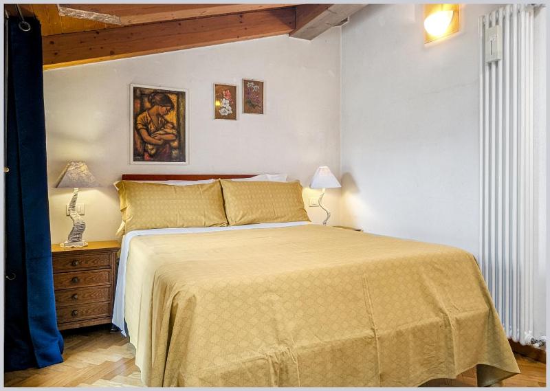 Casa Maffi con terrazzo e box auto in centro città - image 8