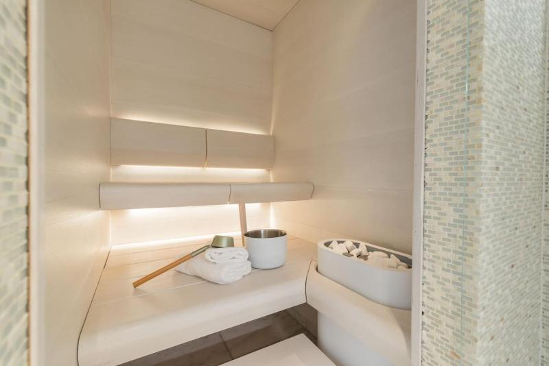Luxury Penthouse Sauna Balcony AirCon - image 11