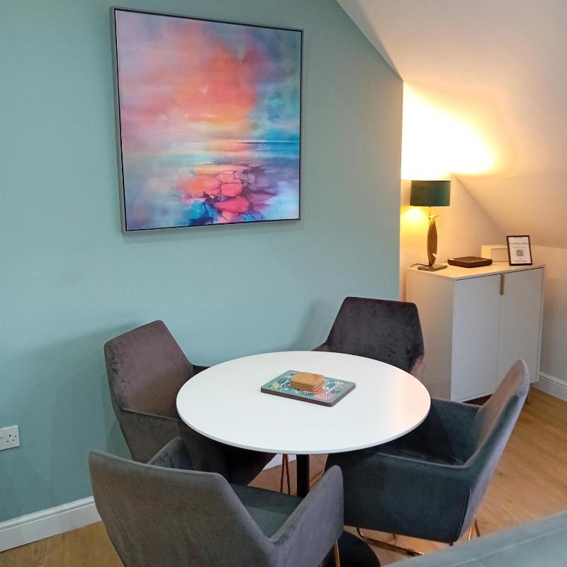 Finest Retreats - The Loft at The Regency - image 3
