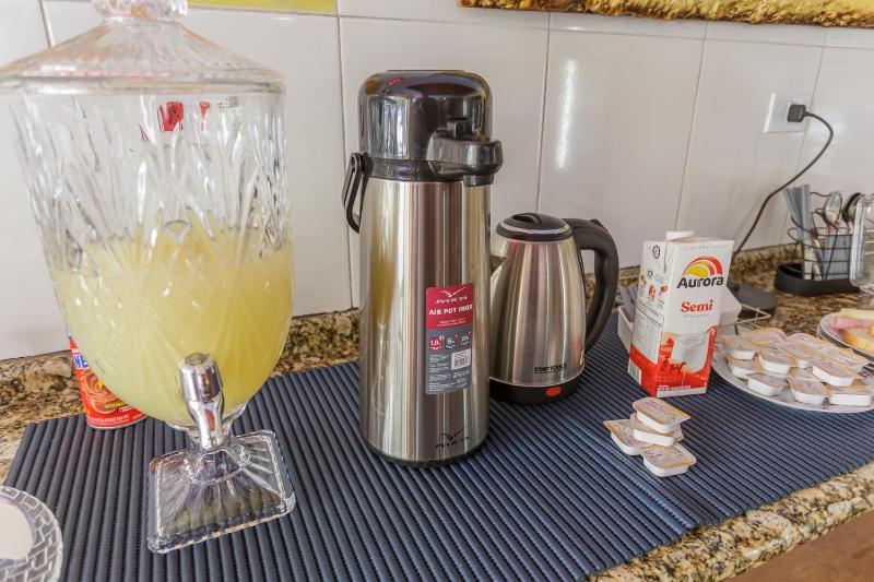 Hotel do Museu no ipiranga com TV ventilador banheiro - image 3