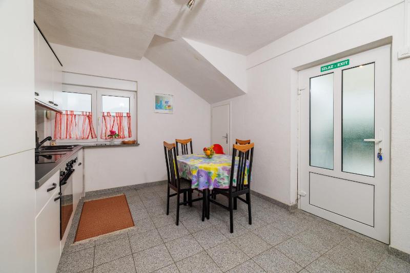 Apartments Stefica - image 11