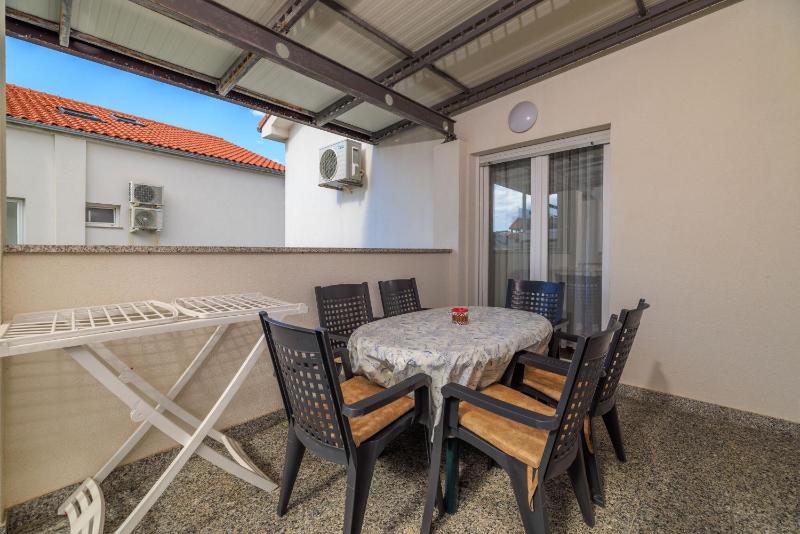 Apartments Stefica - image 13