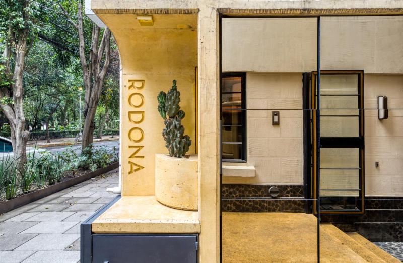 Rodona Hotel - image 7